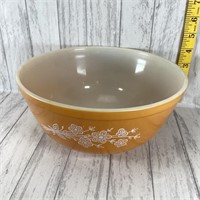 Pyrex Butterfly Gold 401 Mixing Bowl - No Flaws