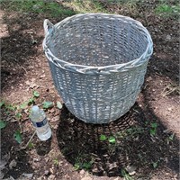 Large Wicker Laundry Basket with Handle