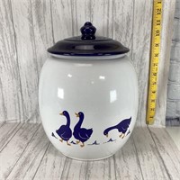 Large Blue & White Duck Covered Jar - No Flaws