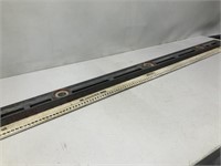 4' LEVEL AND RULER