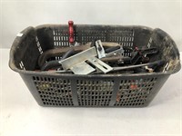 BIN OF MISCELLANEOUS CLAMPS