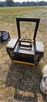 Rolling toolbox w/ tools seen in picture