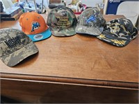 5 hats NRA, NFL & Marine camo w/ pins