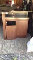 Small bar 4ftx2ft3in.