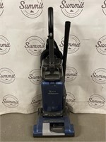 Royal Pro Series Vacuum