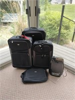 Pierre Cardin Luggage Set, Humidifier