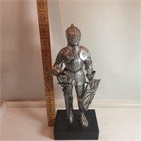 suit of armor figure