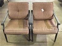(Q) Metal Outdoor Chairs 35" tall