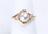 10K Rose Gold Pearl Ring with Diamonds. Size 5