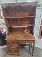 2 Piece Knee Hole desk with Hutch 37" wide