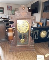 Seth Thomas mantle clock 13x21.5 - with key