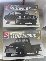 2 model vehicle kits