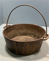 Cast iron pot #8