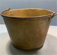 Antique cauldron YDENS NT 1851
