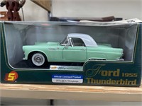 1955 Ford Thunderbird 1:24 Die Cast Car