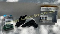 SIG Sauer P226 Semi Automatic Co2 Pellet Gun