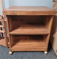 TV stand/ bar cart in casters 31×27×20½