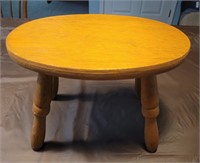 Wooden stool. 9×13×9
