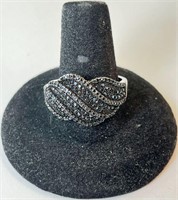 Sterling Signed Gorgeous Black Marcasite Ring