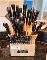 SIX STAR CUTLERY KNIFE SET AND BLOCK