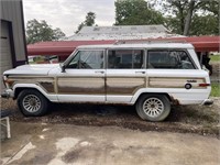 Lot 12. 1990 Jeep Grand Wagoneer
