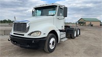 2009 Freightliner Columbia Day Cab Truck Tractor,