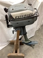 Evinrude Lightwin 3 Outboard Motor, Pulls F