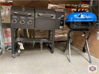 pellet grill/ gas grill, charcoal grill Lot of (2