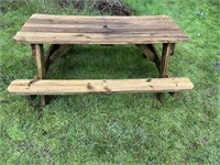 6' X 5' X 30'' WOODEN PICNIC TABLE