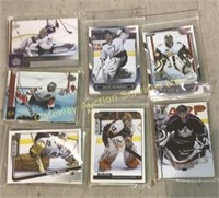 Collectable  upper deck and victory hockey cards.
