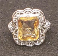 (X) Sterling Silver Amber Crystal Ring (5.2