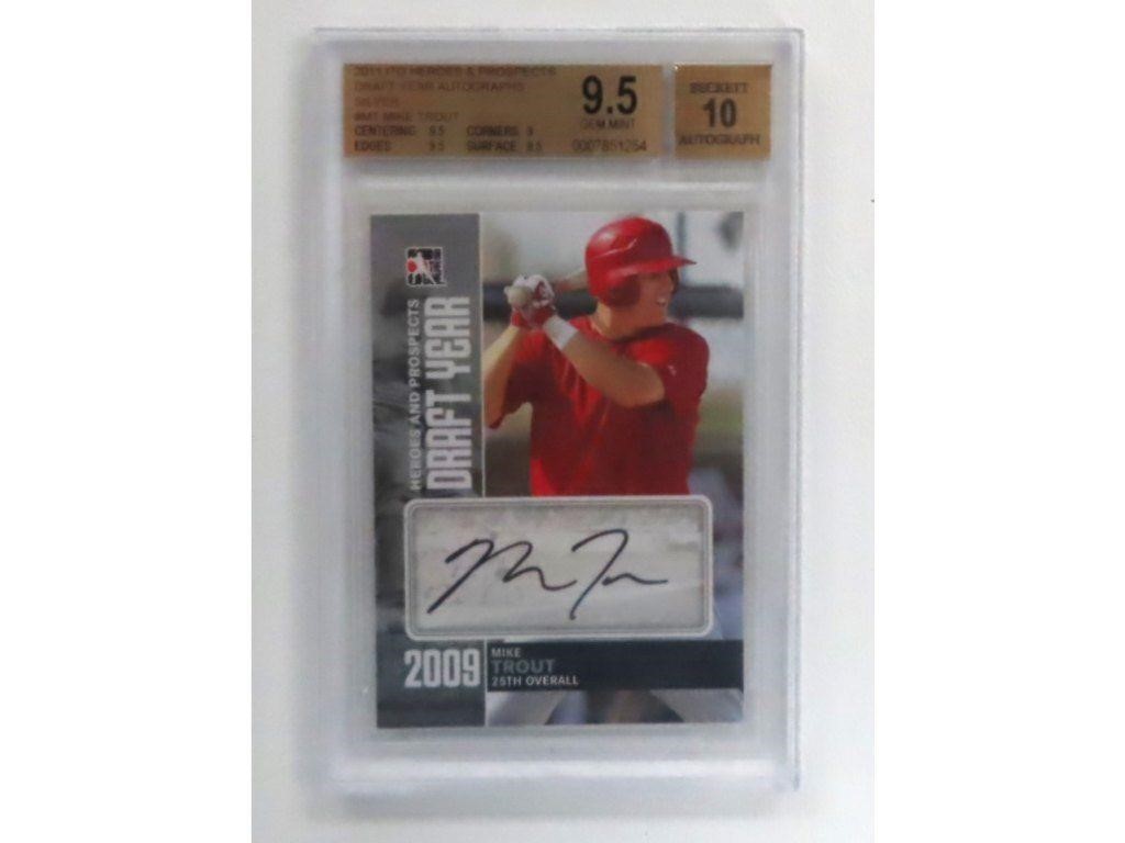 Signed Mike Trout RC BVG9.5 Auto 10