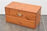 Madsdottr Small Dovetail Chest w/ Drawer