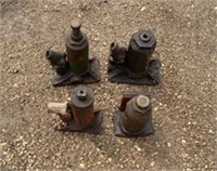 4 Hydraulic Jacks - various sizes