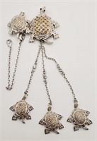 (Q) Brown Crystal Sea Turtle Pendant with Magnets