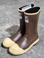Honeywell Servus Latex Boots Steel Toe Size 9
