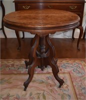 Small round Table