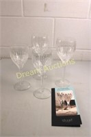 4 Stuart Crystal Wine Glasses, 2 Red & 2 White