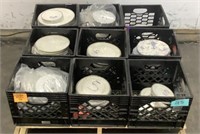 (Approx. 150) Assorted Plates
