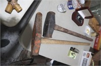 ANTIQUE SLEDGE HAMMER & GO DEVIL