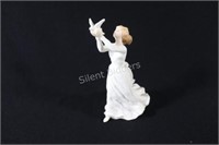Royal Doulton Thinking of You HN 3124 Figurine