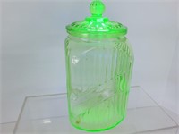 Uranium canister with lid