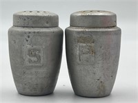Vintage Japan salt and pepper shakers