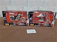 2 Harley Davidson model bikes