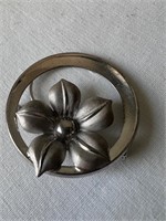 Vintage sterling silver brooch
