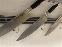 ASSORTED PIECES - 1- MAGNETIC KNIFE HOLDER / 3- DE
