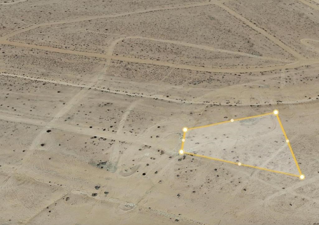 .5 Acres in California City Flat With Road Access