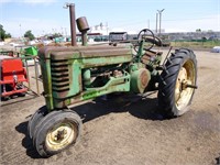 John Deere B Utility Tractor