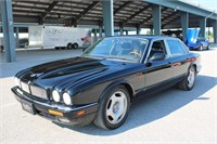 1995 Jaguar XJR