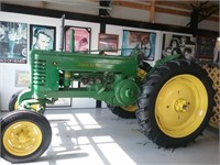 Lot 14. 1957 John Deere Bw Tractor (wide Front)